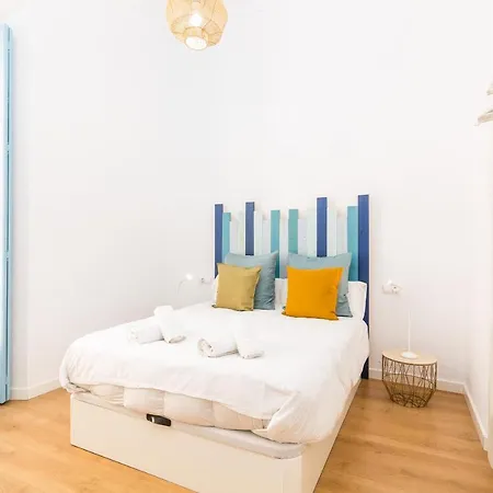 Suite Homes Apartamentos Plaza De La Merced Malaga Exterior photo